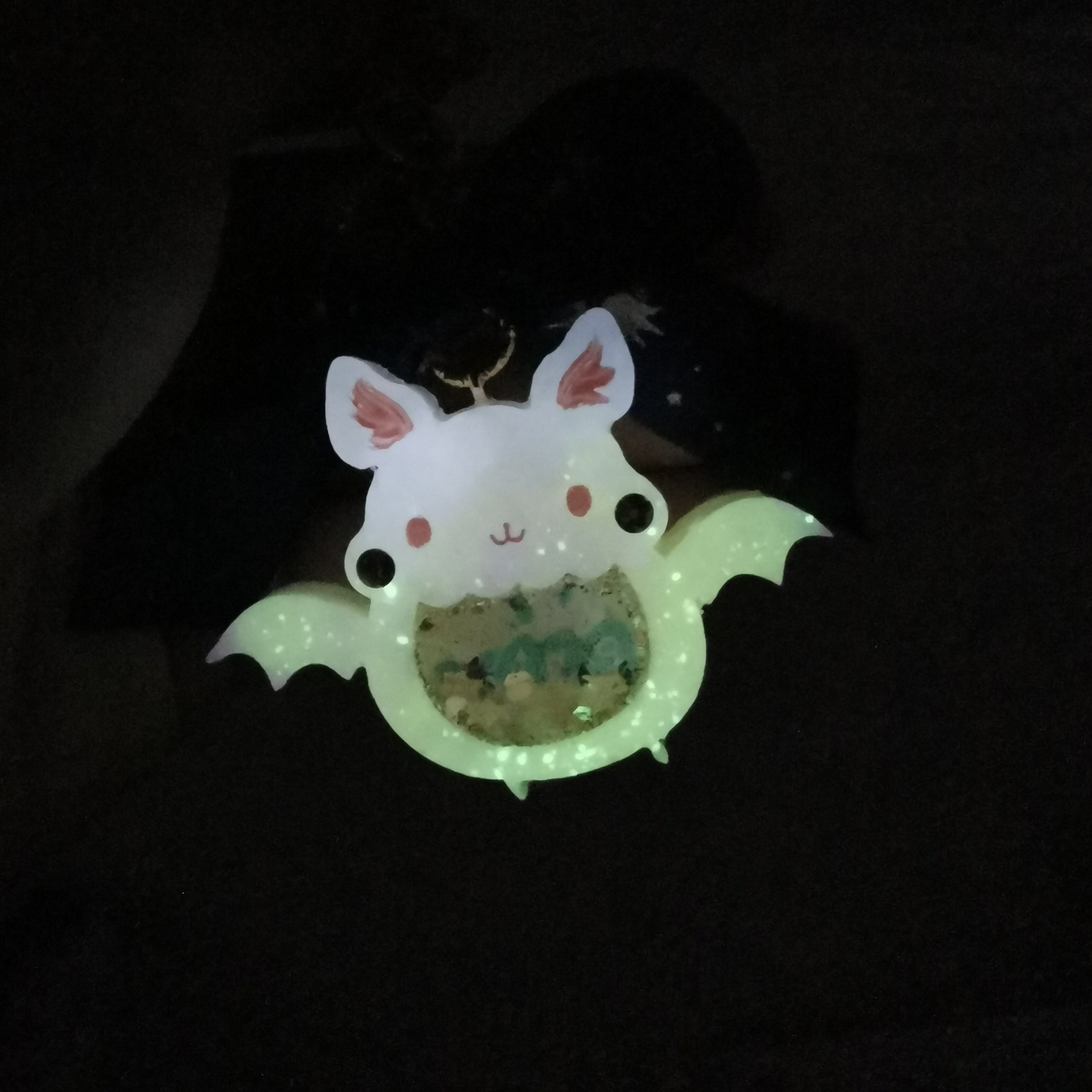 Honey Drop Froot Bat Charm (glows)