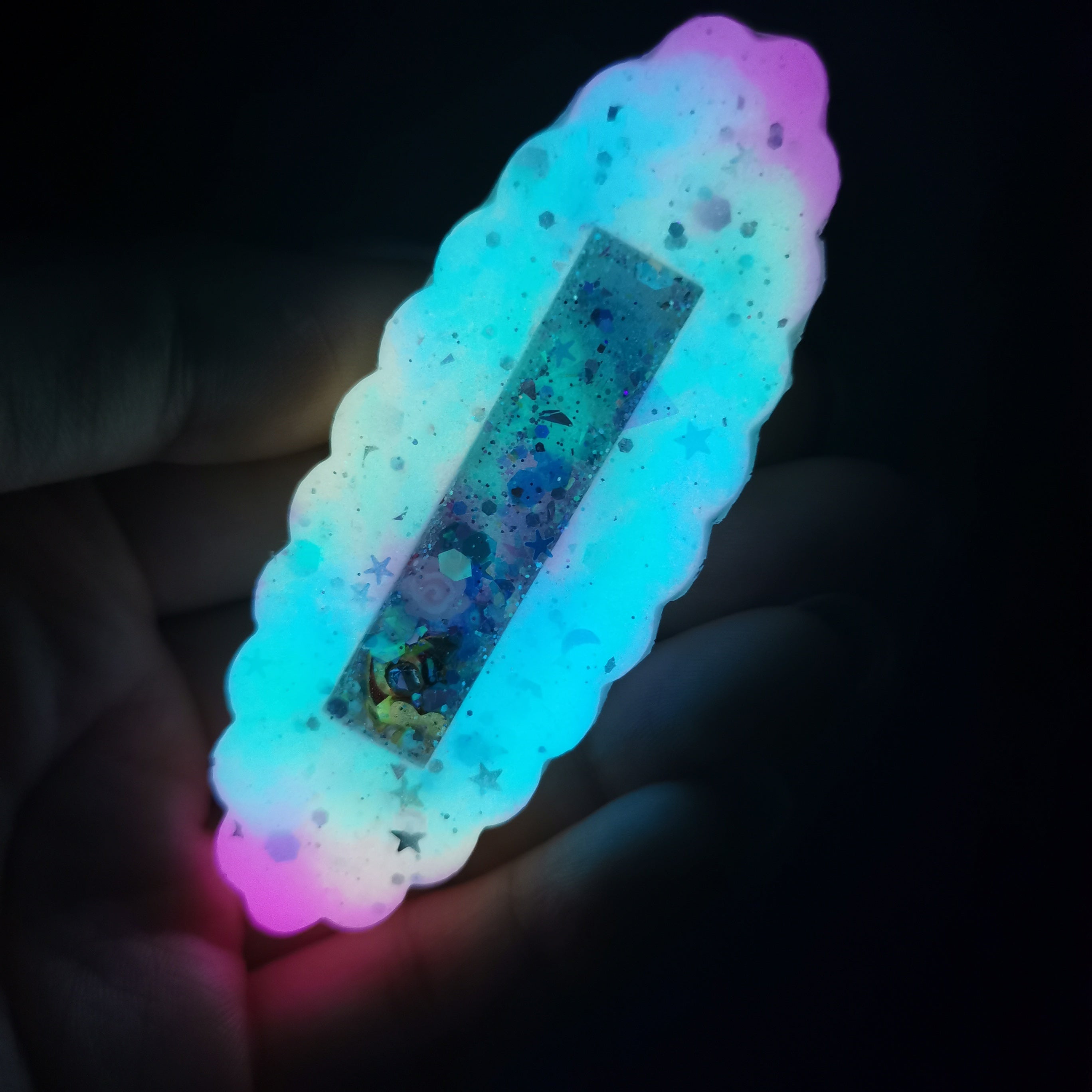 Magical Glow Barrette F