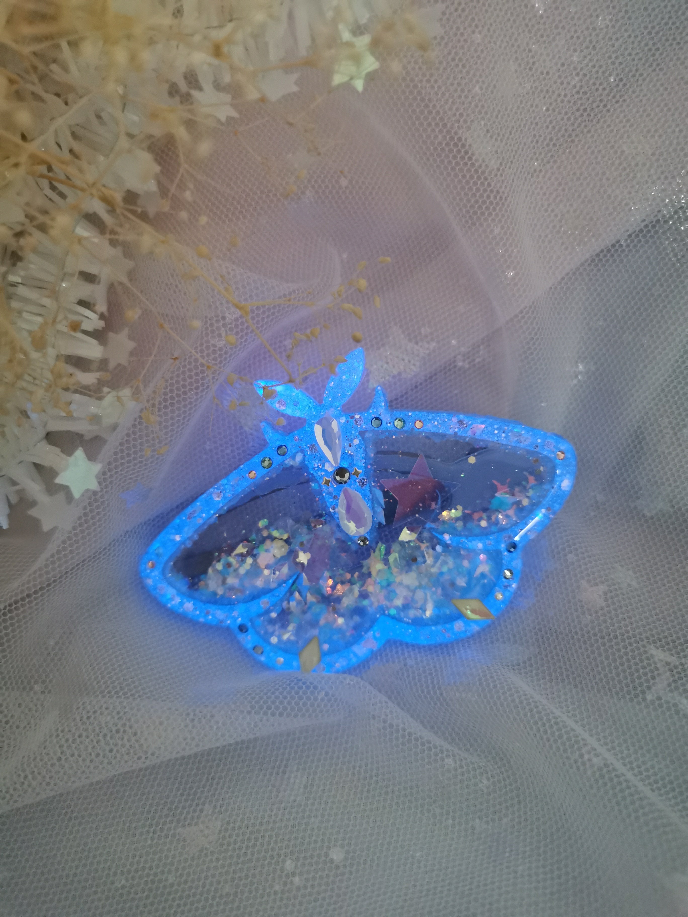 Bejewelled Lepidopthera Shaker Barette