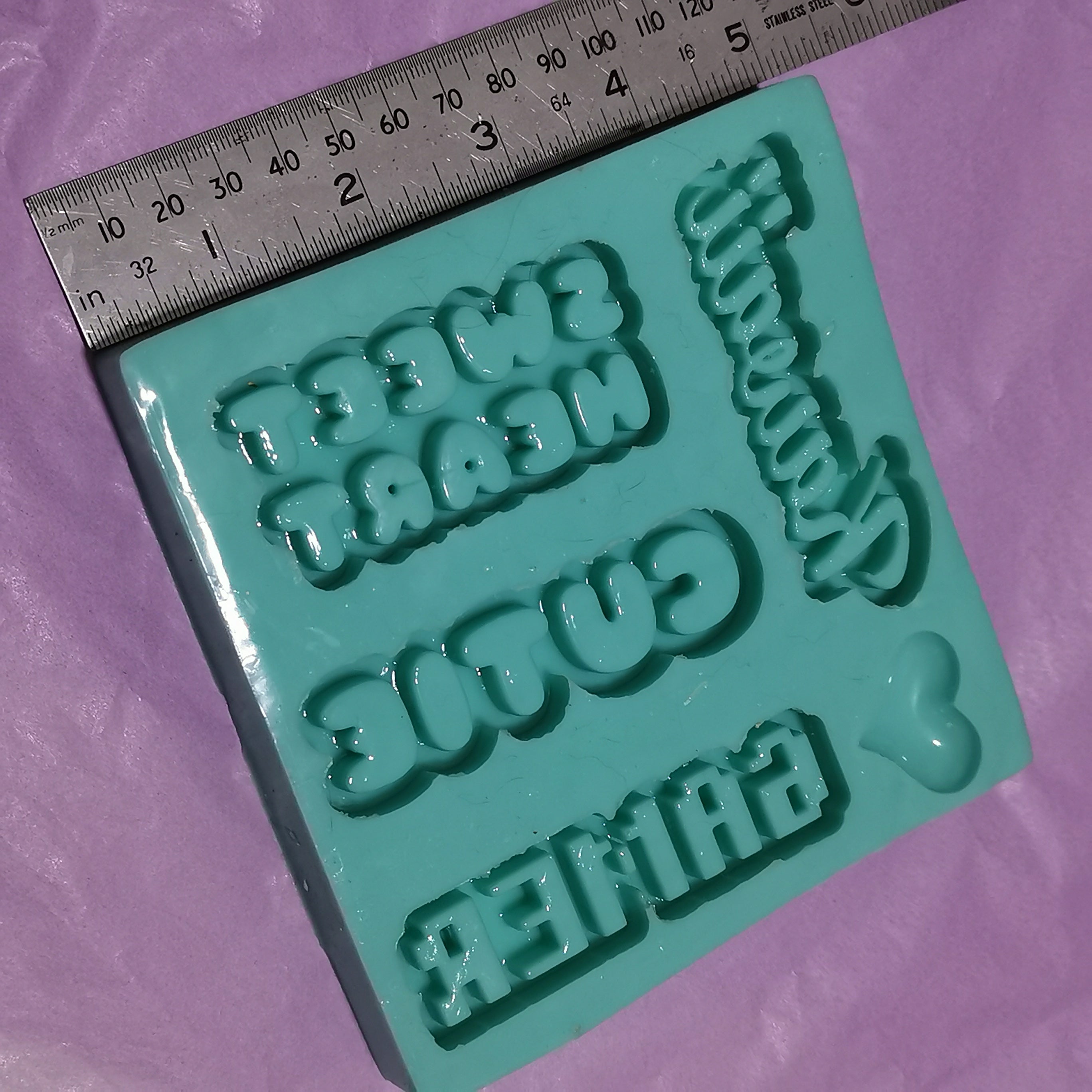 Word Shakers Mold Palette