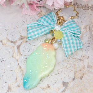 Love Birb Shaker Charm