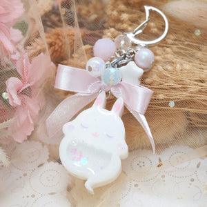 White Ghostie Boo Bun Charm (Glows)