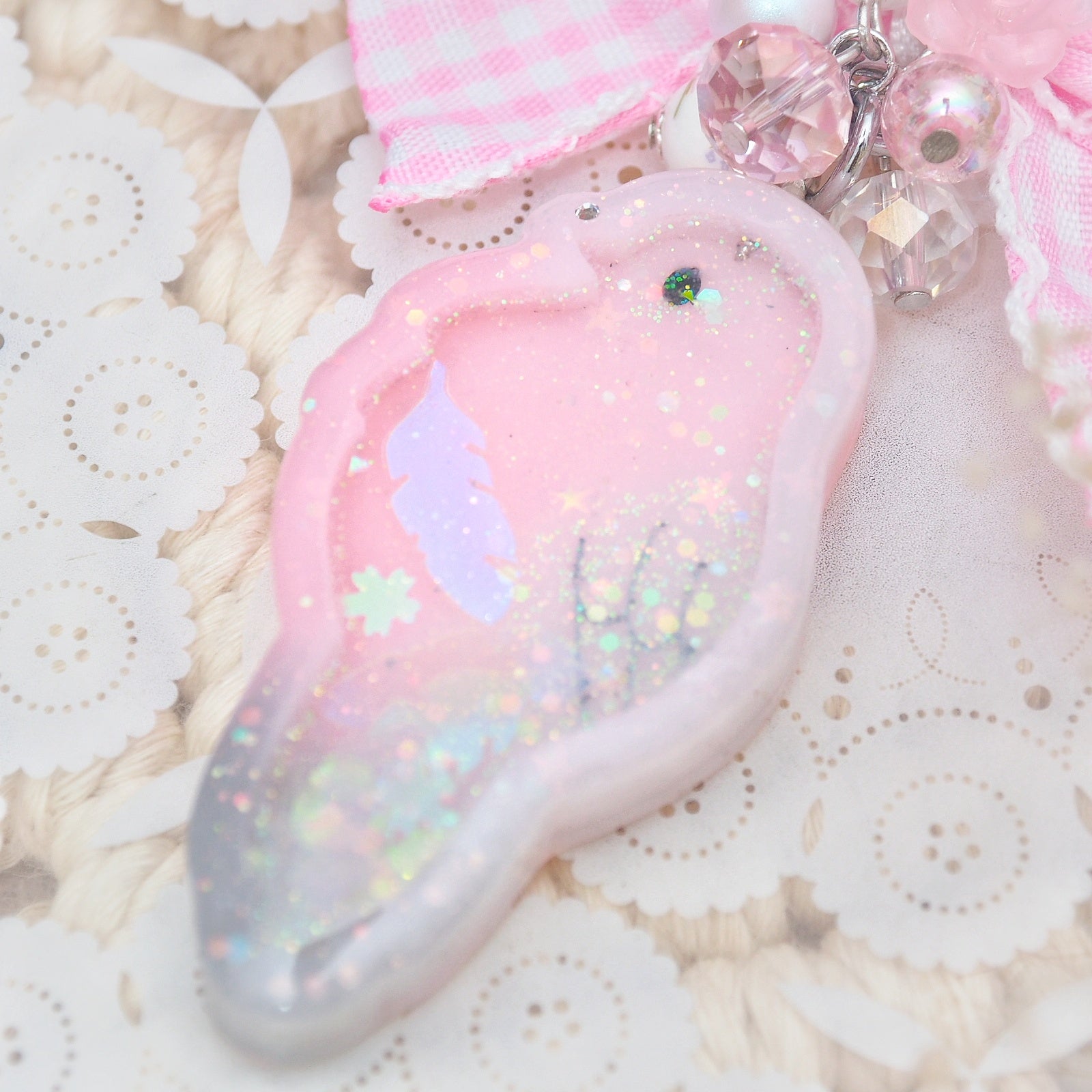 Galah Birb Shaker Charm (crest down)