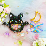 ルナ森 Dangle Bat Shaker Charm