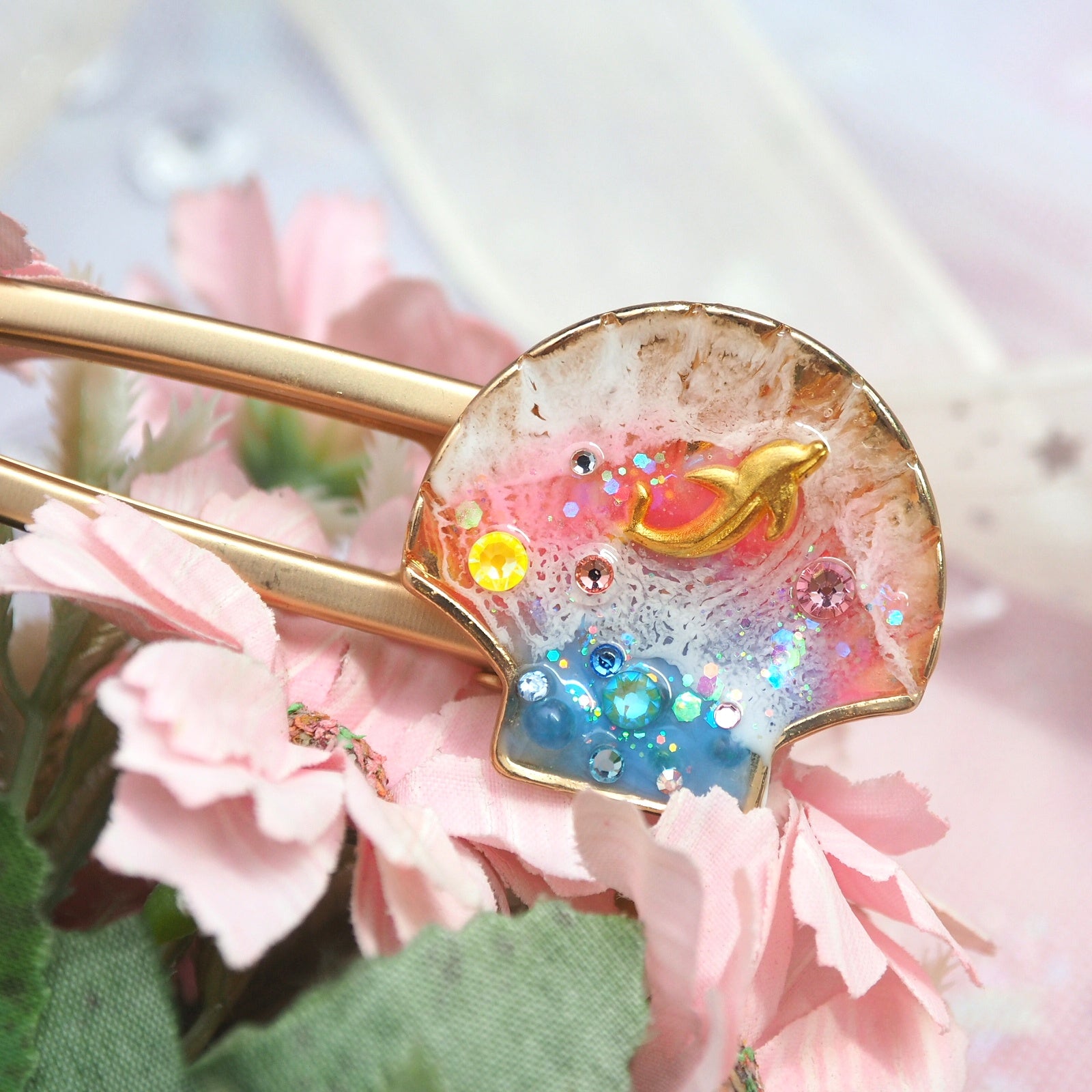 Reverse Prism Tides Porpoise Barrette