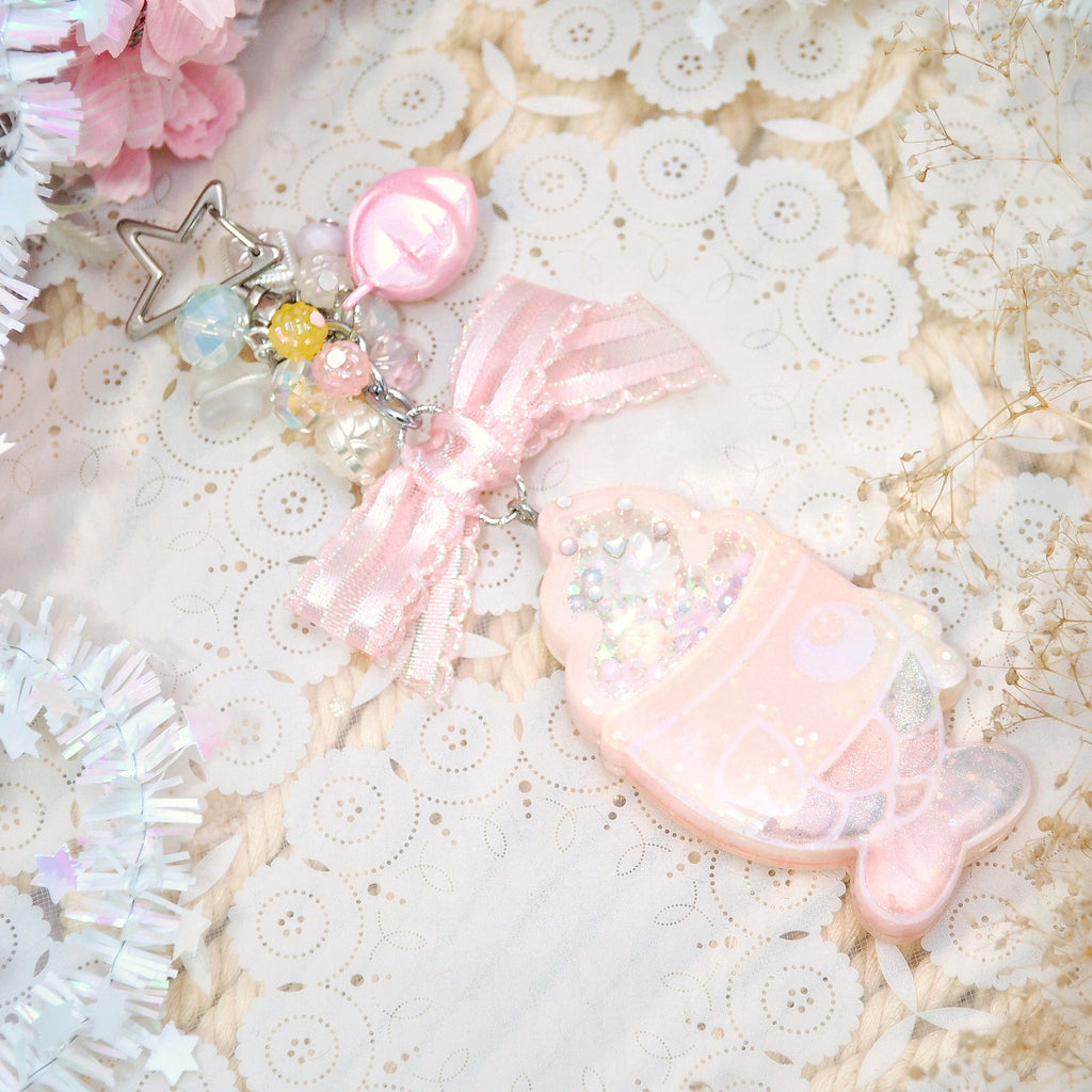 Pink Sugar Taiyaki (with cat-eye effect, glow, dry shaker charm)
