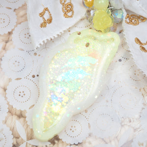White/Yellow Tiel Birb Shaker Charm