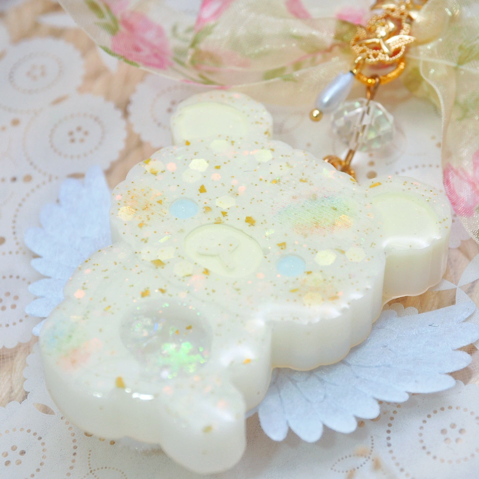Golden Boi Angel Prism Bear (Glows)