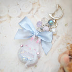 Grey Ghostie Boo Bun Charm (Glows)