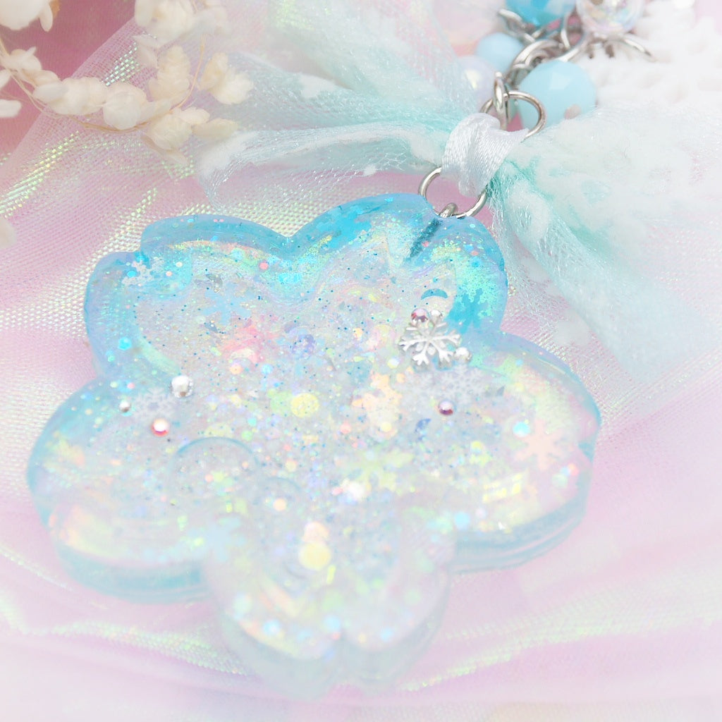 Snow Sakura Shaker (Interchangeable Ornament Charm)