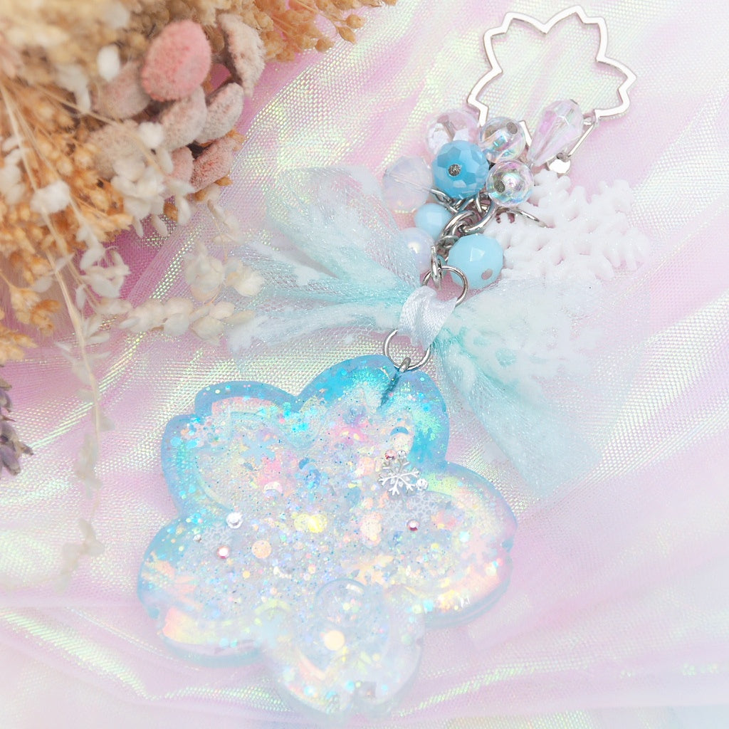 Snow Sakura Shaker (Interchangeable Ornament Charm)