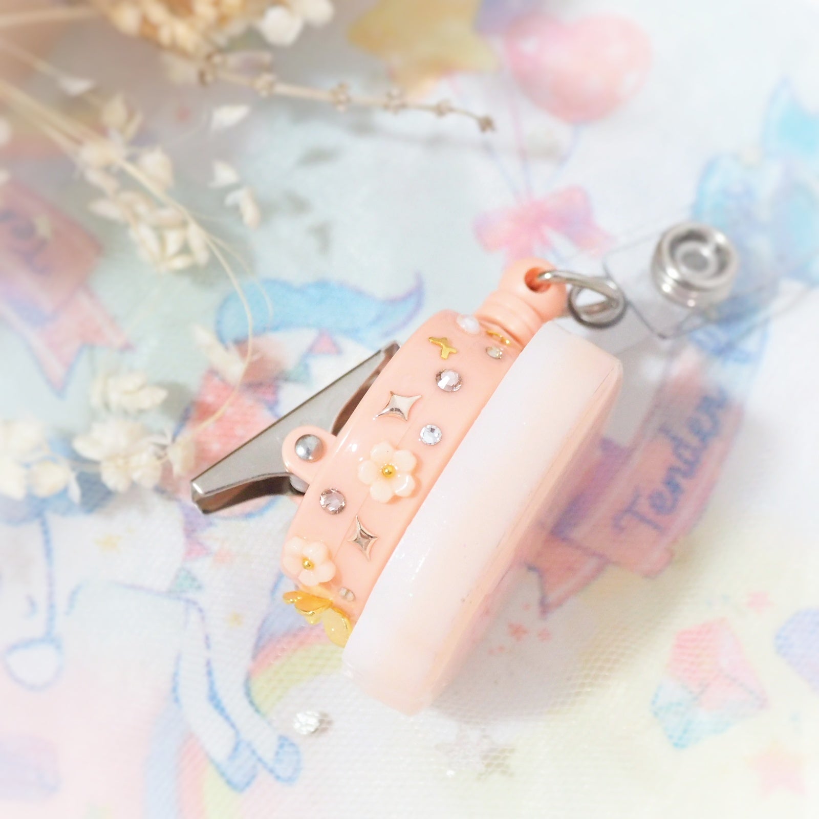 Ginger Paw Badge Reel (Peach Reel)
