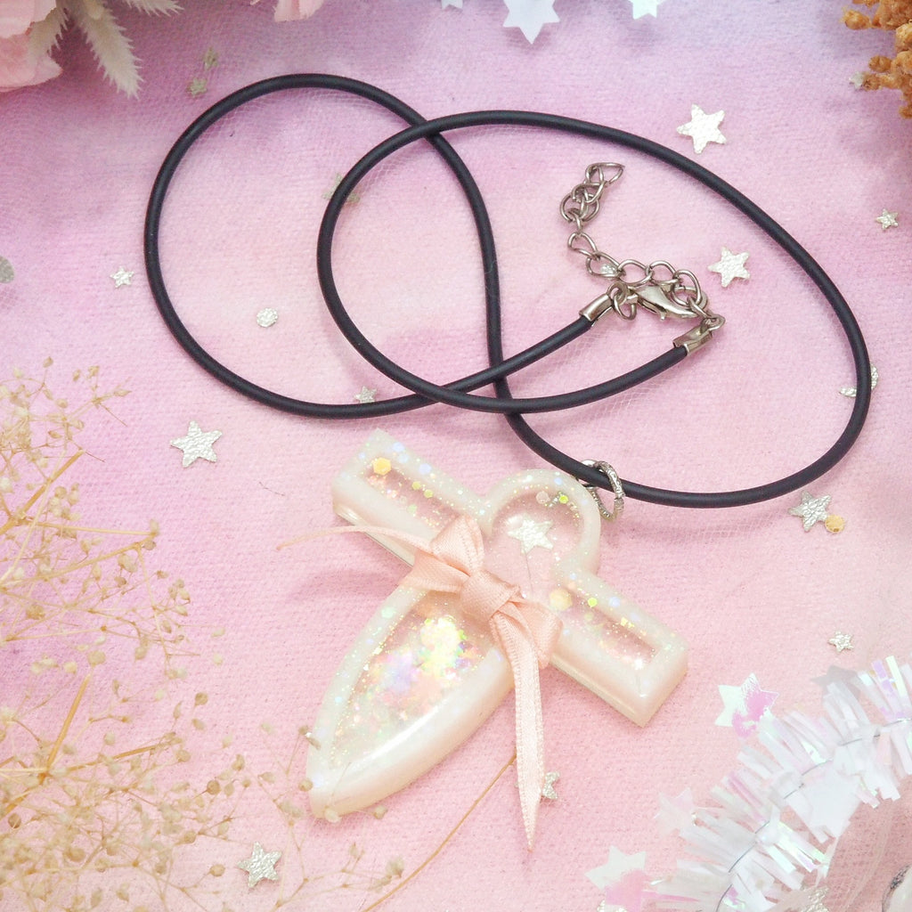 Paper Bird Present Necklace