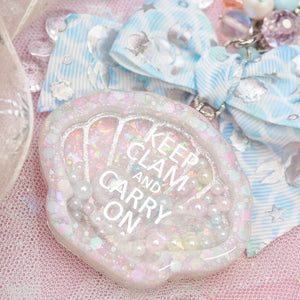 Keep Clam and Carry On Charm (Glowing, no silver sparkles)