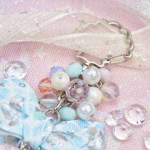 Keep Clam and Carry On Charm (Glowing, no silver sparkles)