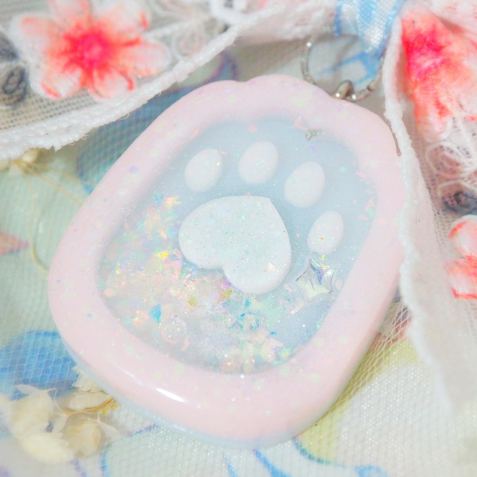 Chasing Butterflies Paw Charm (Pink/blue)