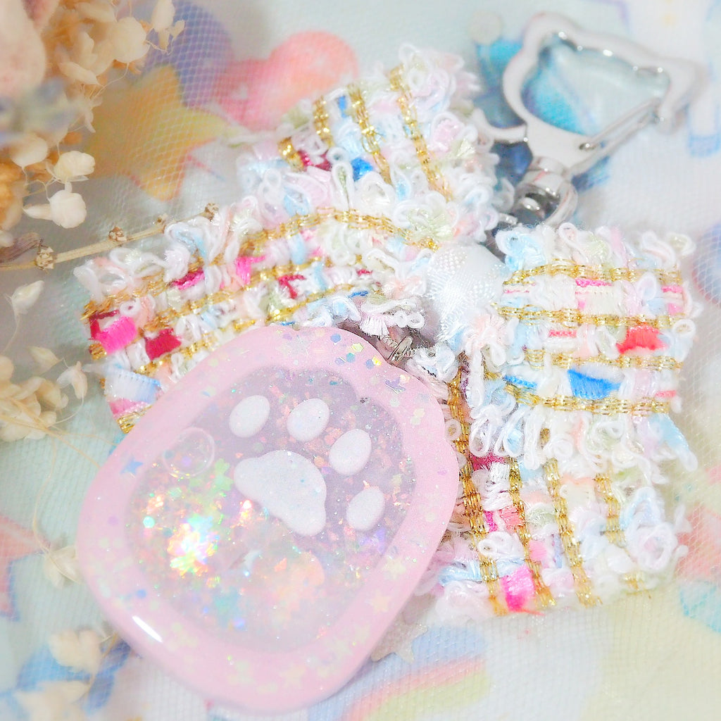 Chasing Butterflies Paw Charm (Pink, glows)