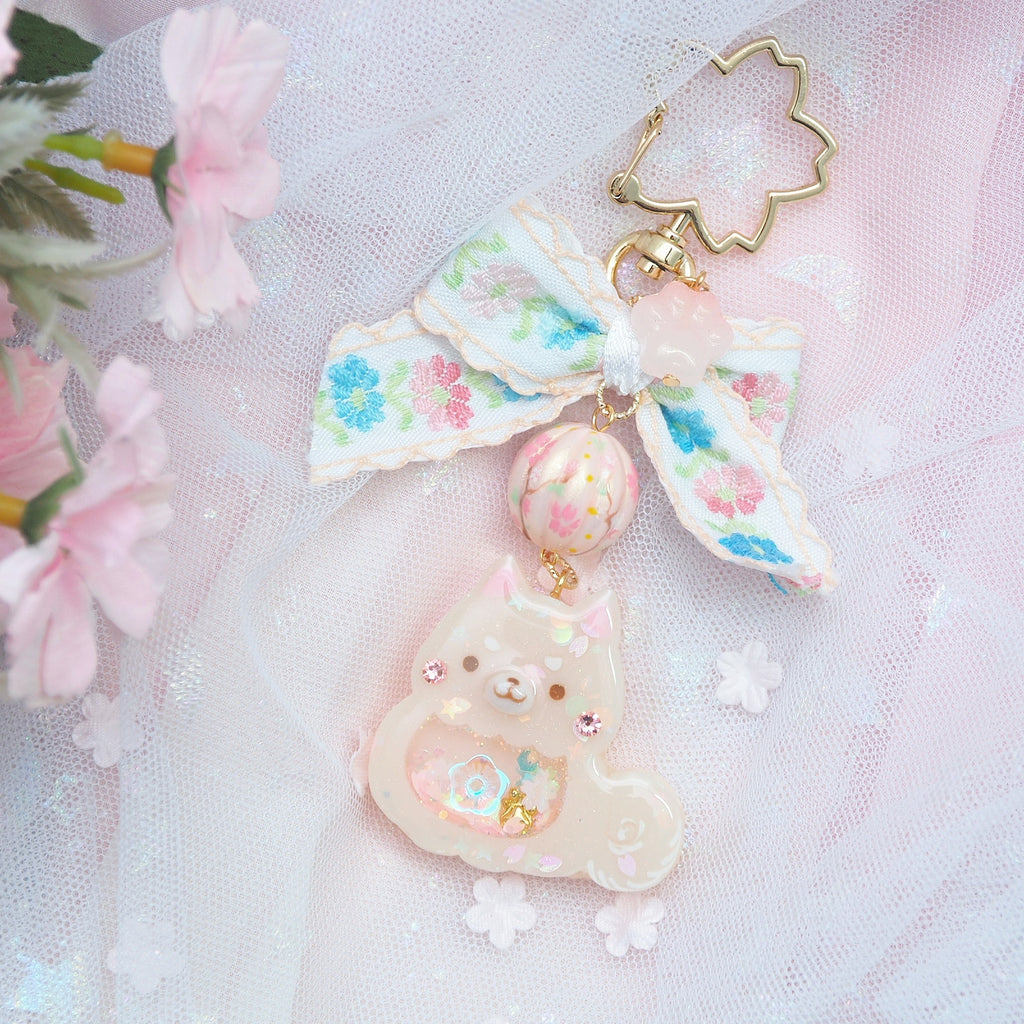 Shiba Charm with handpainted bead (Beige)