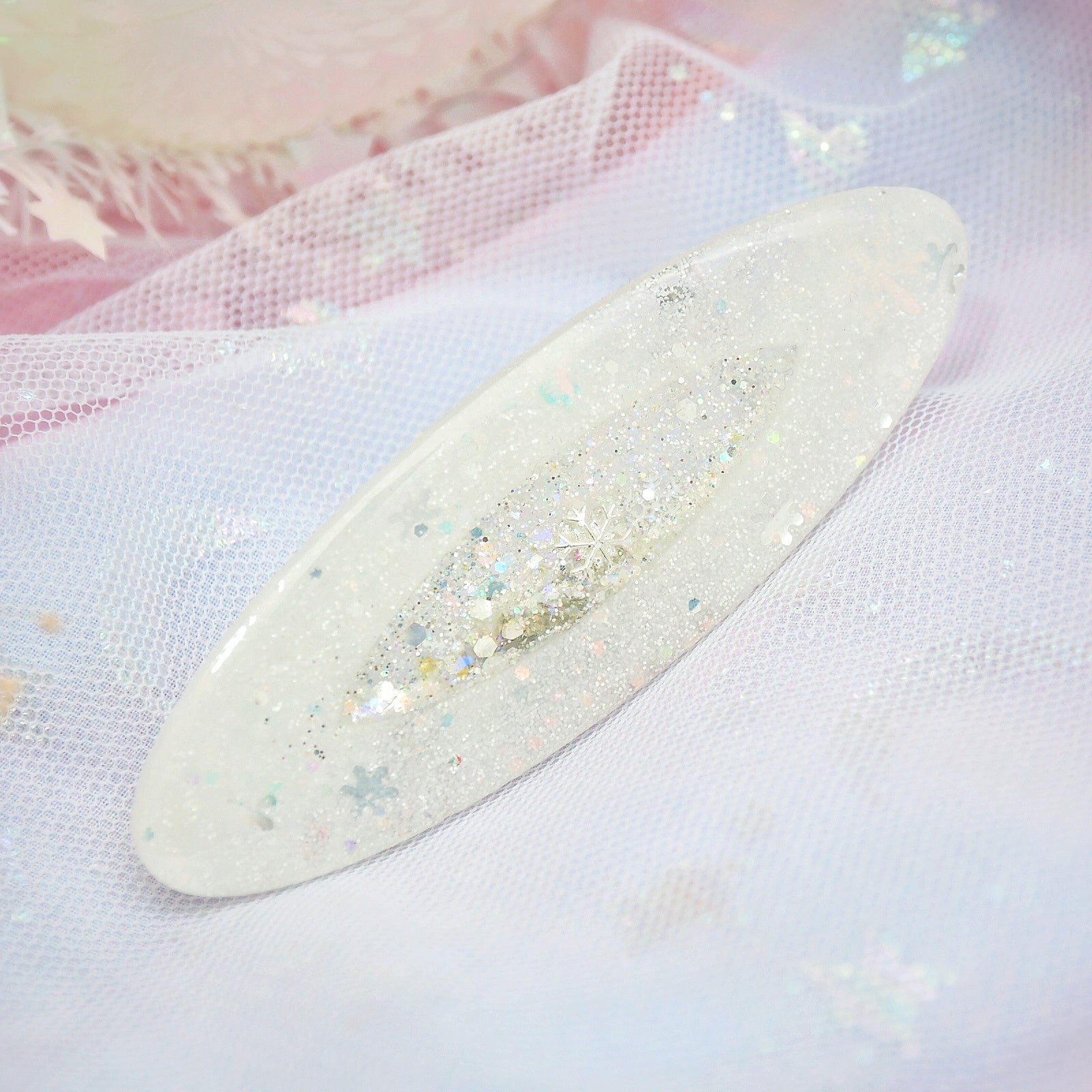 Snowstorm Barrette (Oval)