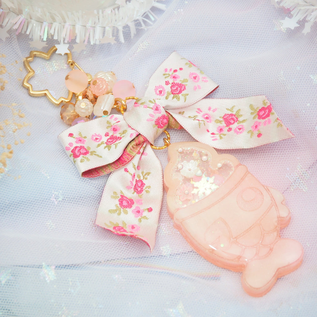Rose Peach Taiyaki (Dry shaker charm)