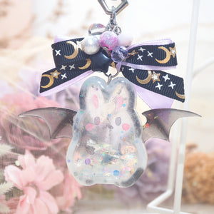 Smokey Vampy Bun Charm