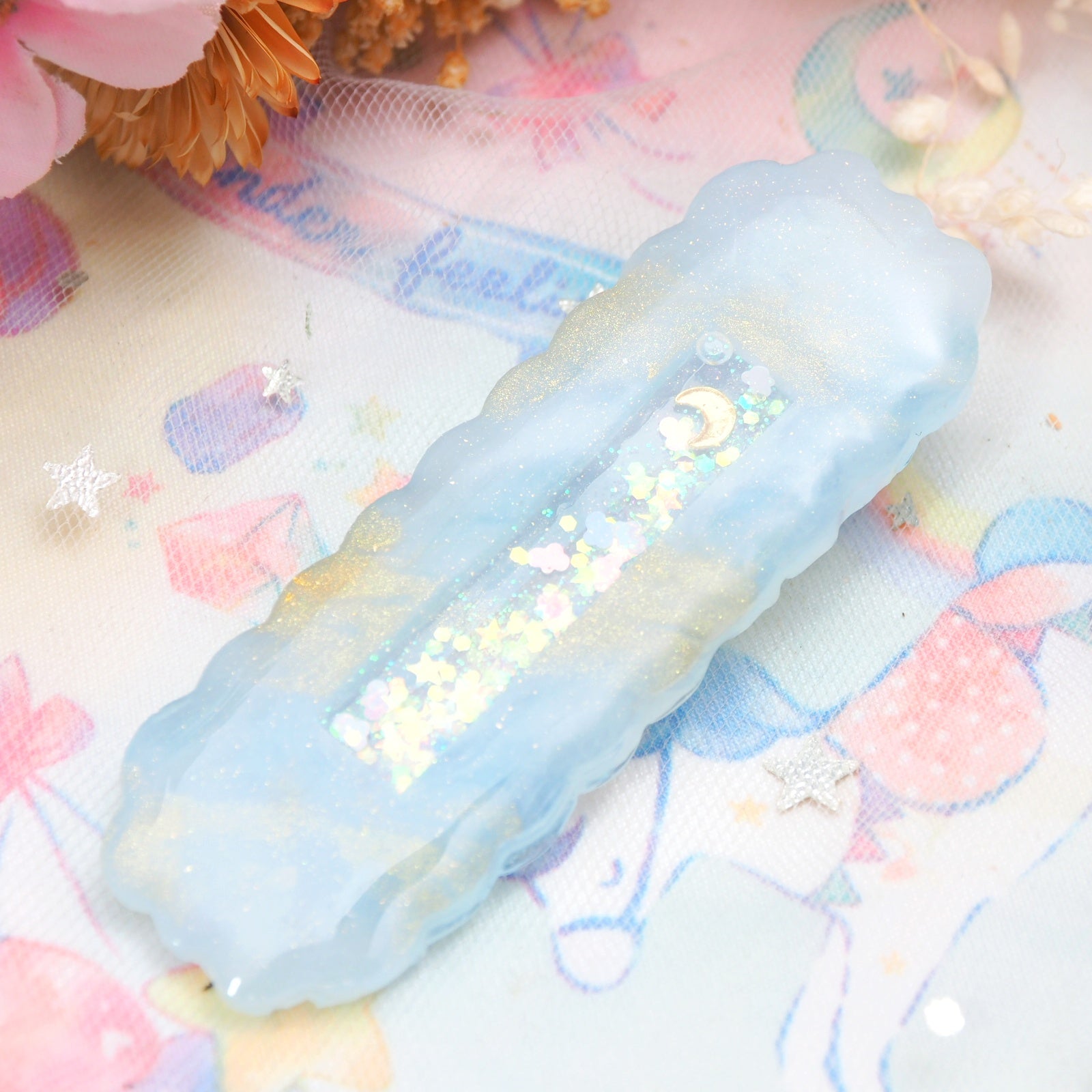 Head in the Clouds Shaker Barette