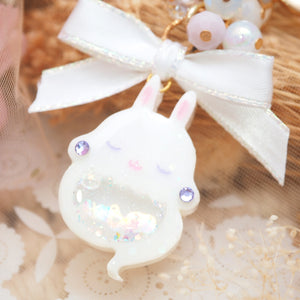 White Ghostie Boo Bun Charm (Glows)