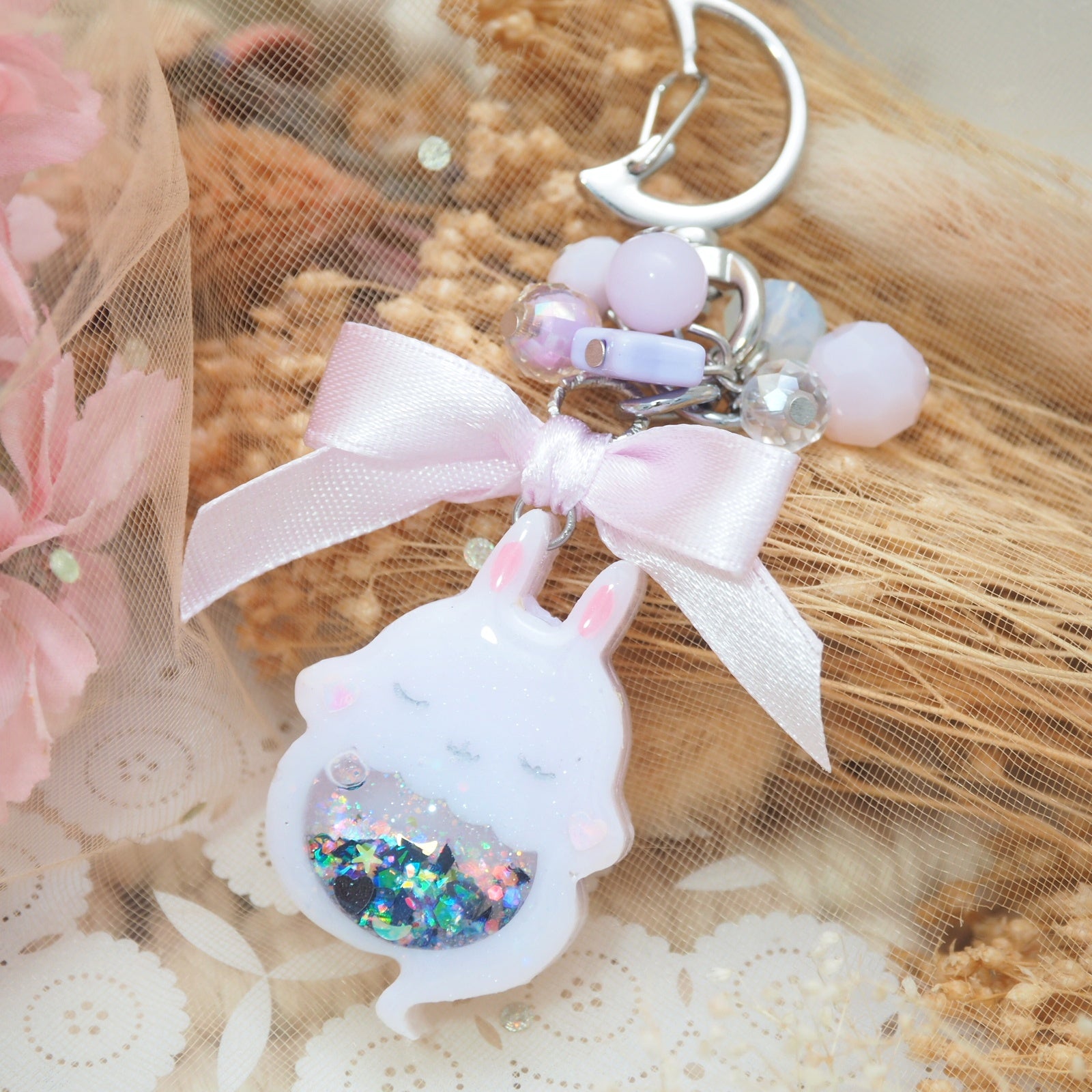Lilac Ghostie Boo Bun Charm (Glows)