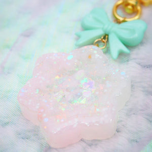 Smol Pink Snowflake Charm (Type A)