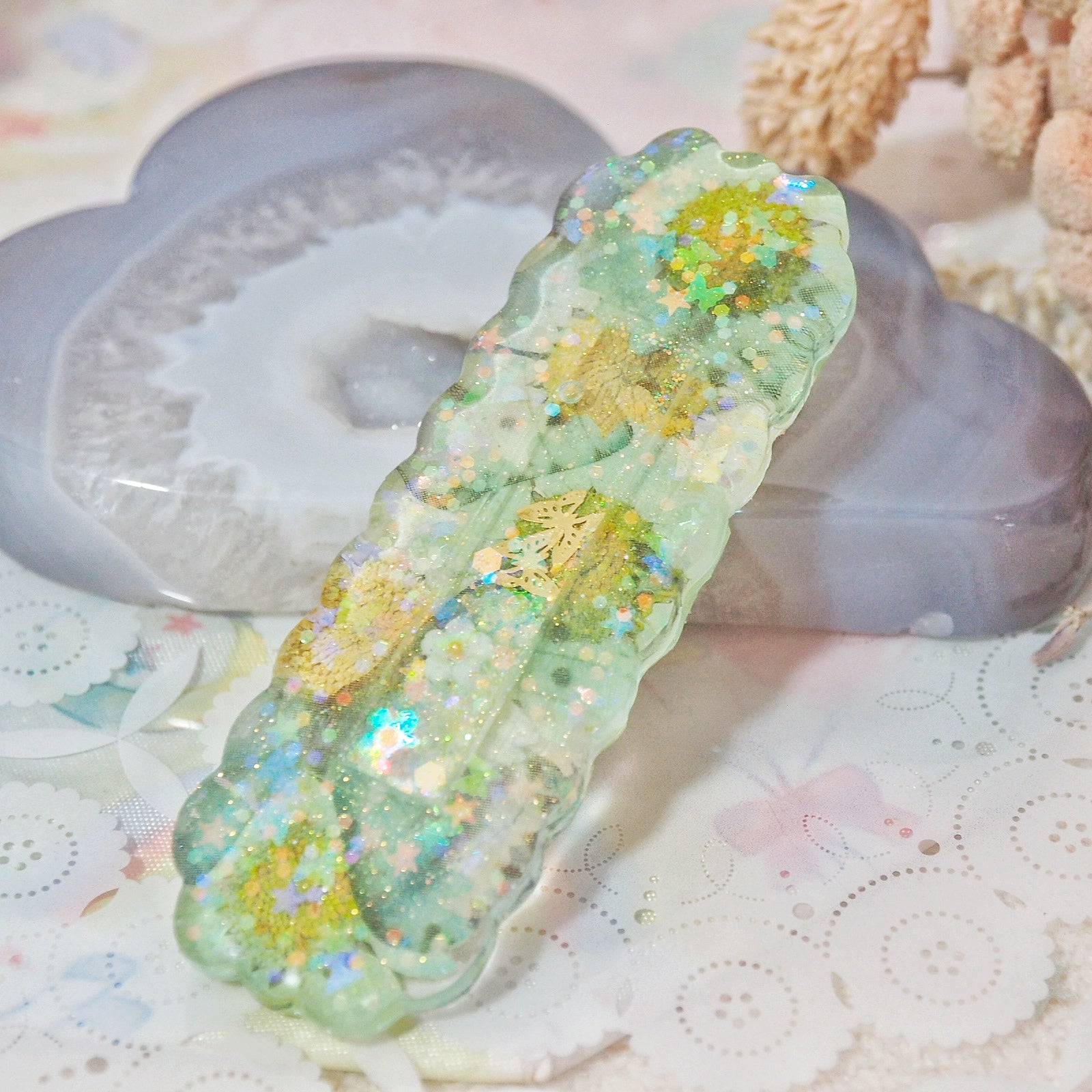 Butterfly Glass Floral Shaker Barette (Rectangle Cloud)