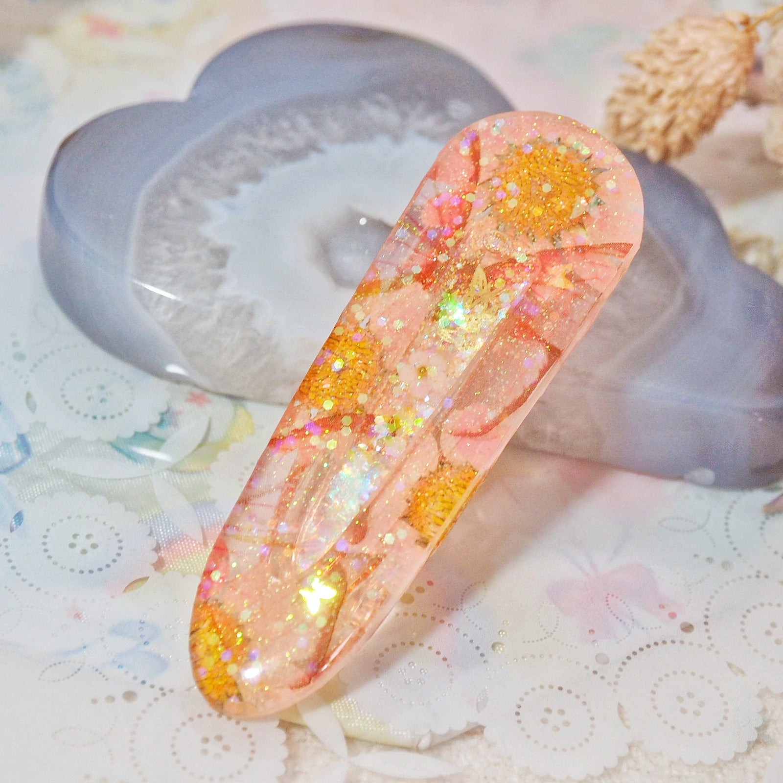 Butterfly Glass Floral Shaker Barette (Teardrop)