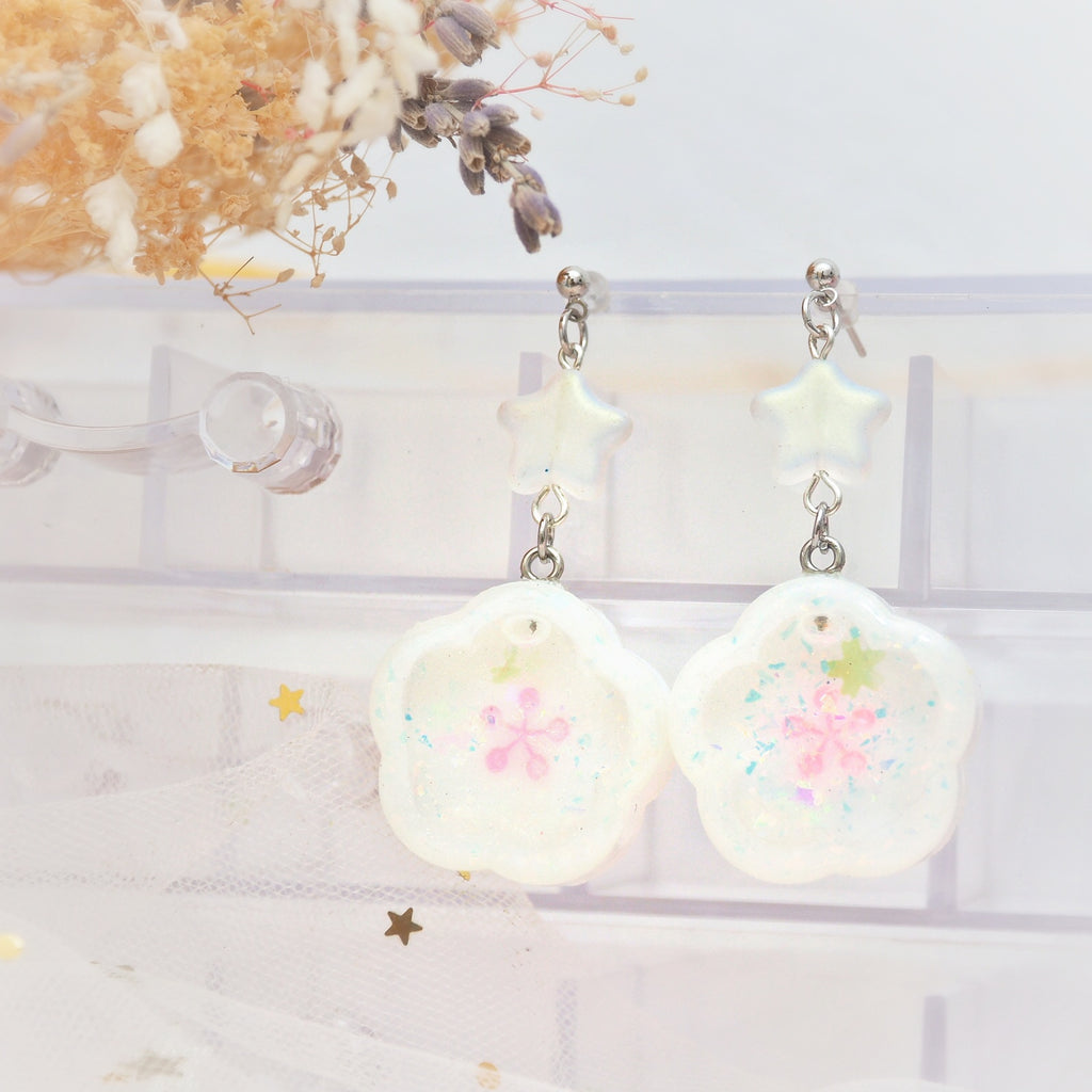 White Sakura Drop Earstuds