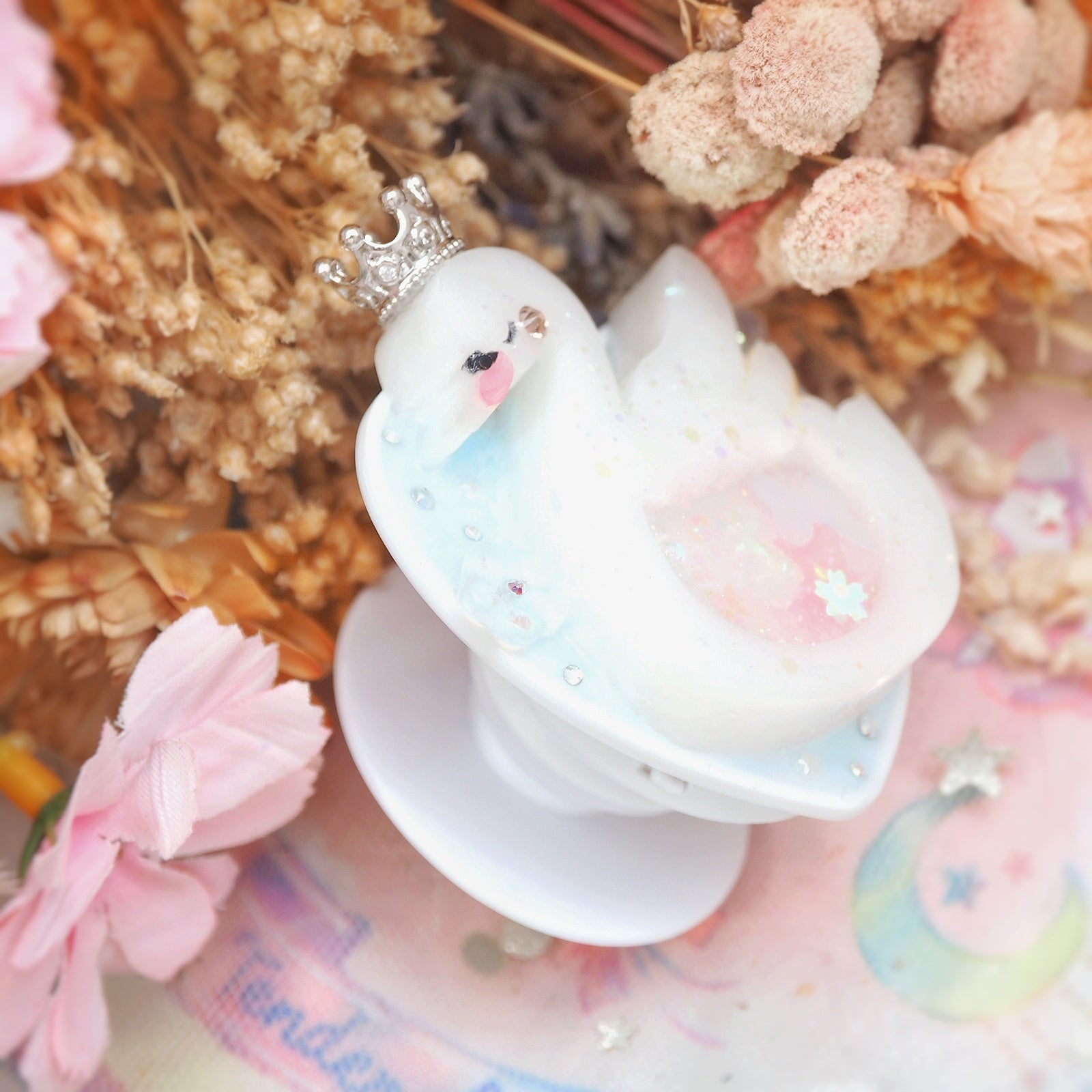 Sleeping Swan on Heart Grip