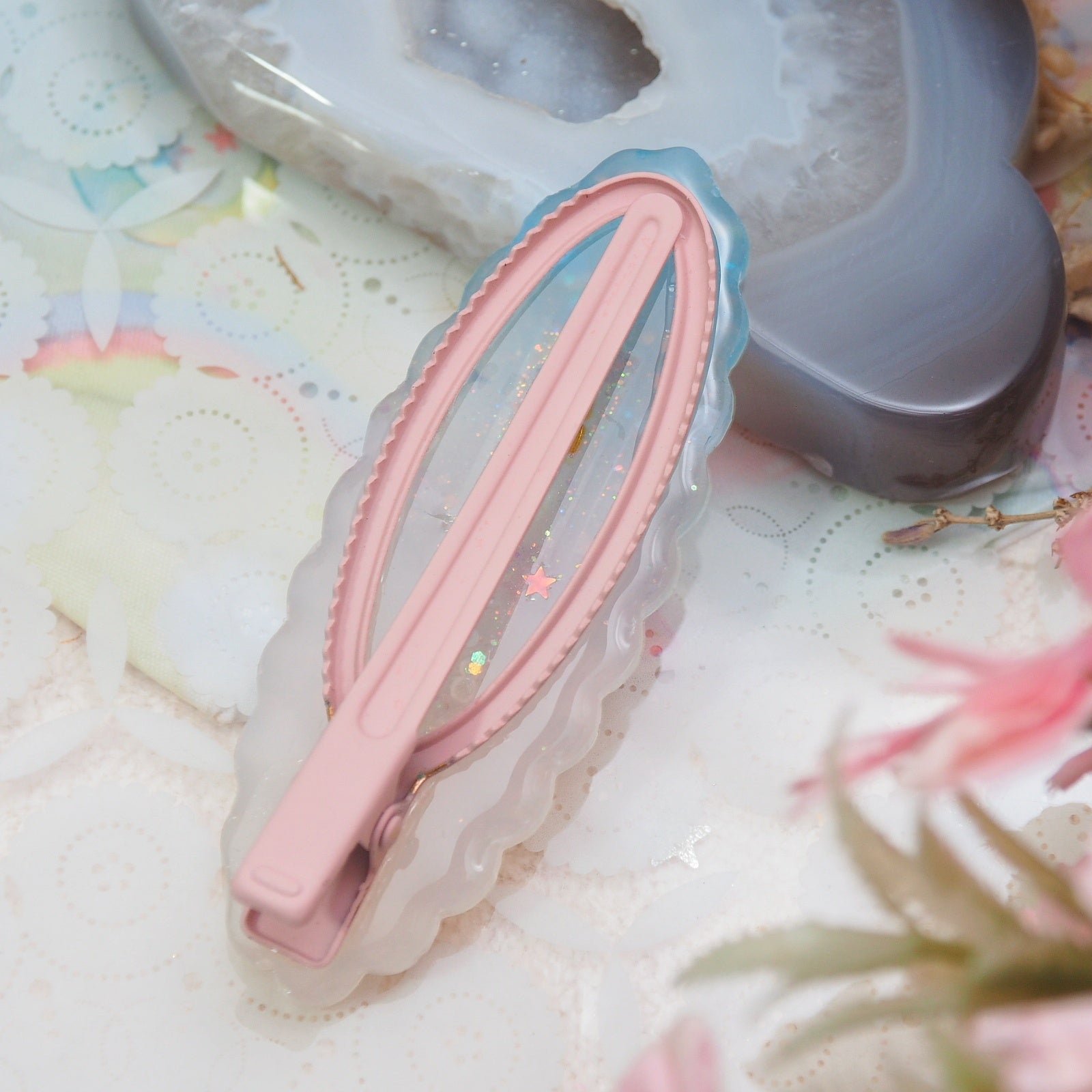 Castle in the Clouds Shaker Barette (Oval Cloud)