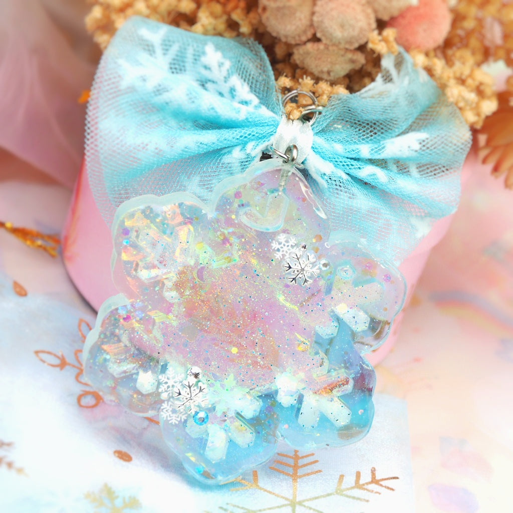 Icy Snowflake Iridescent Shaker (Interchangeable Ornament Charm)