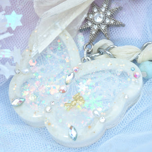 Dream Lace Butterfly with braided chain (Snow White)