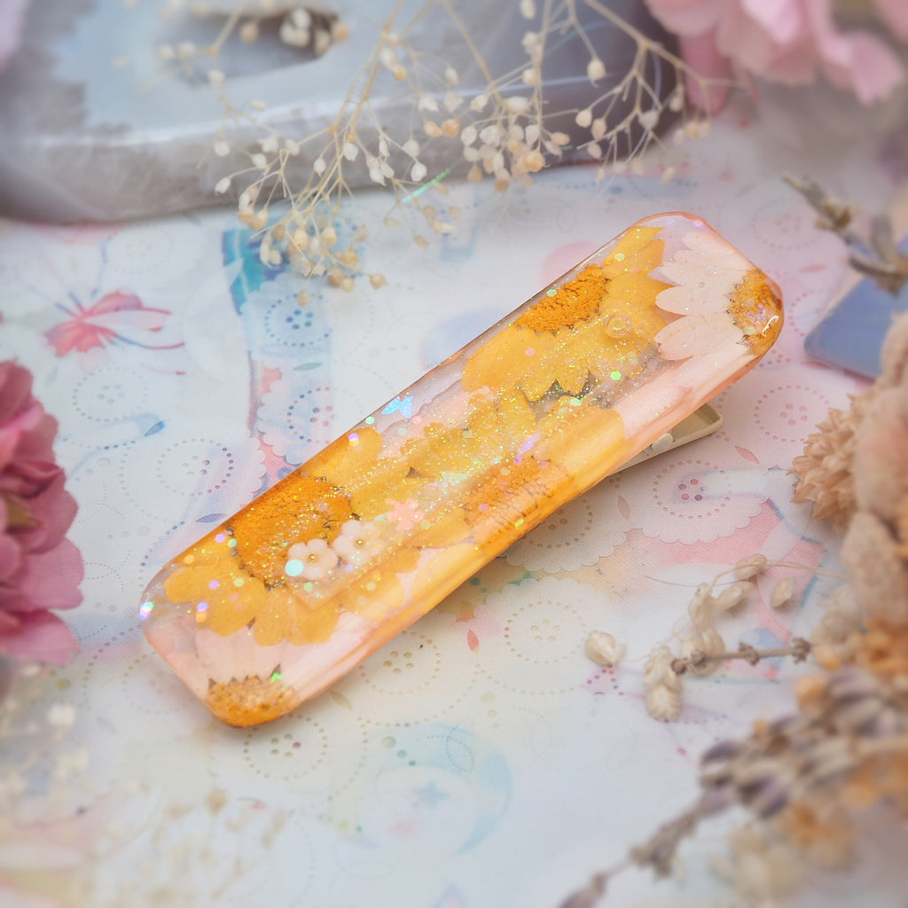 Sunshine Floral Shaker Barette