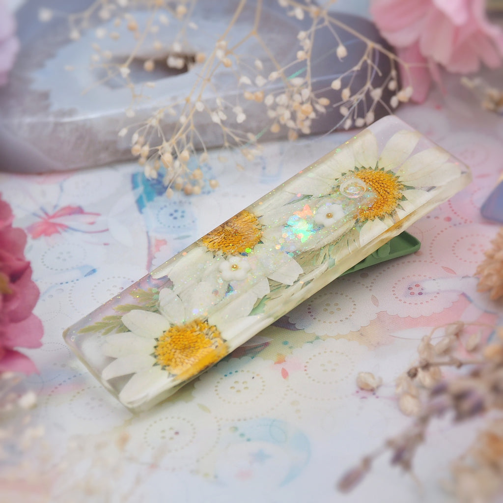 Snowdrop Floral Shaker Barette