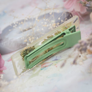 Snowdrop Floral Shaker Barette