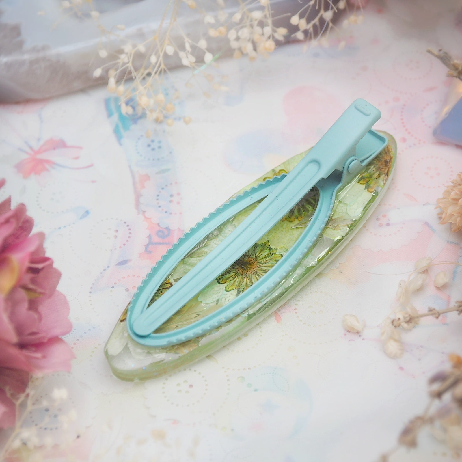 Floral Reef Shaker Barette