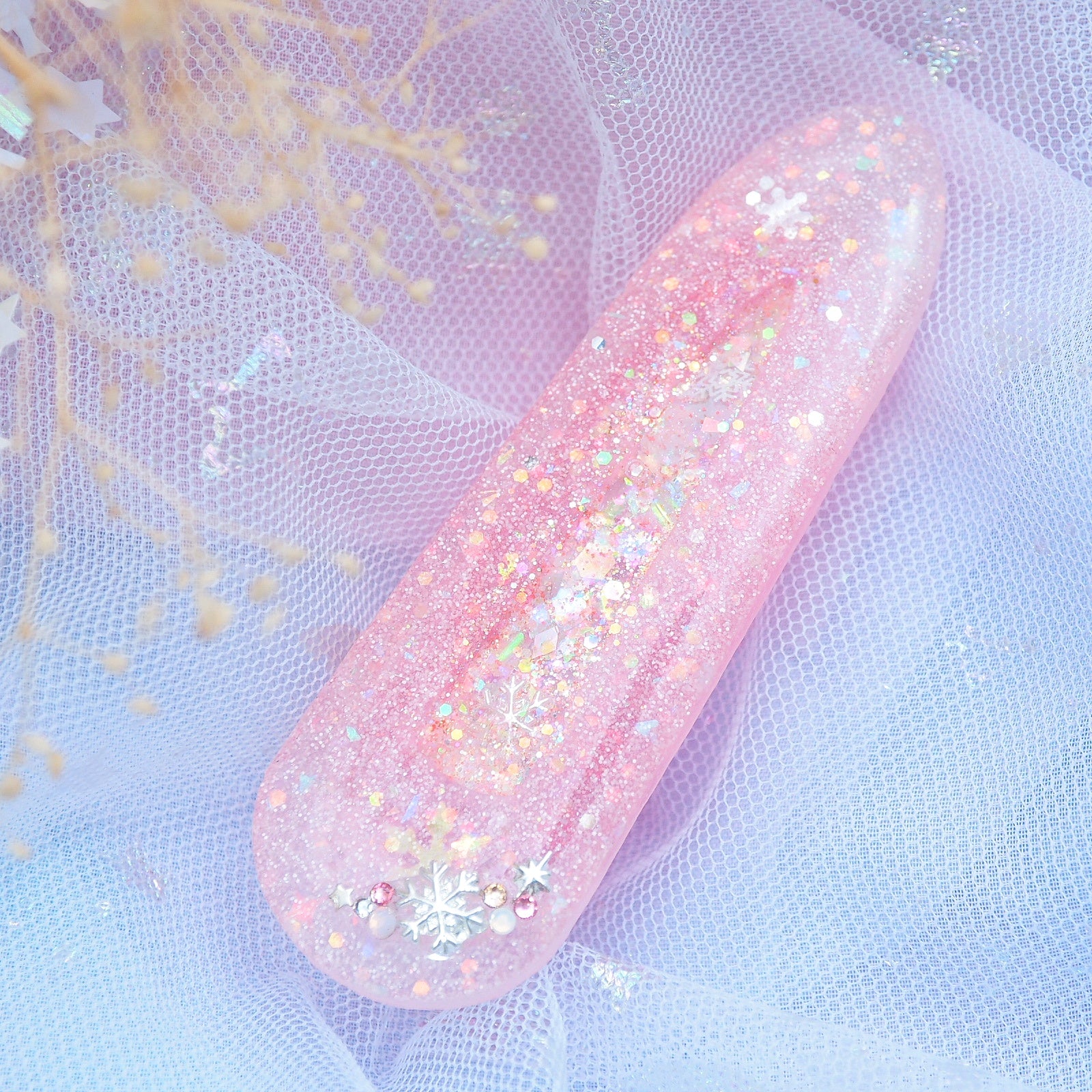 Pinky Snow Barette (Teardrop)