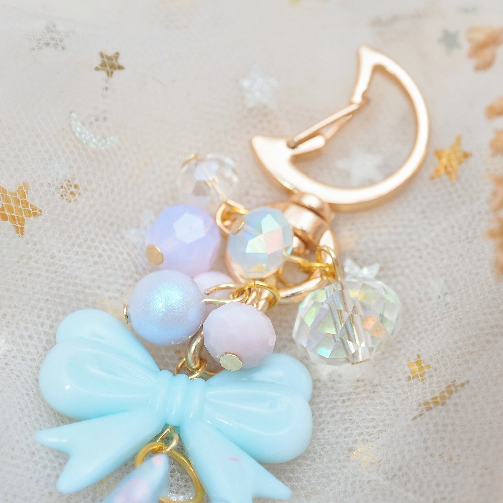 Periwinkle Fade Ghostie Bun Charm