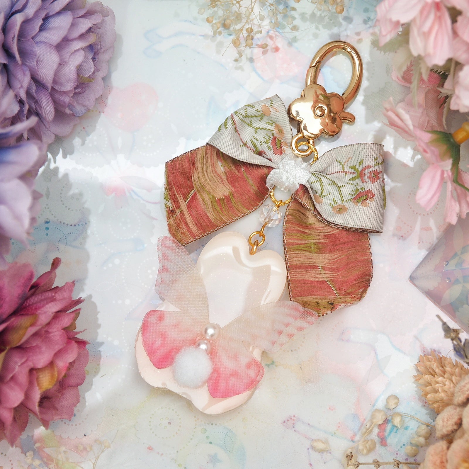 Dahlia Fairy Bun with Embroidered Bow
