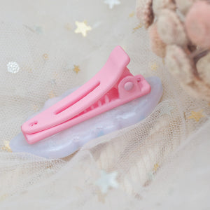 Dusty Lilac Bat Shaker Barette