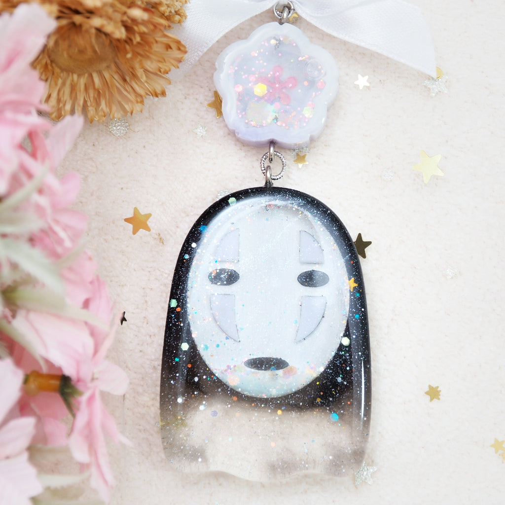 Fading Kaonashi with glowing eyes Charm