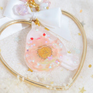 Flower Birb Charm with Heart Frame