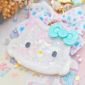 Winter Kitty Shaker Charm