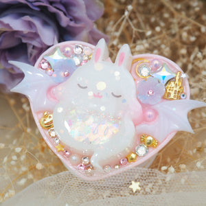 Ghostie Bun Heart Grip (Candy Floss)