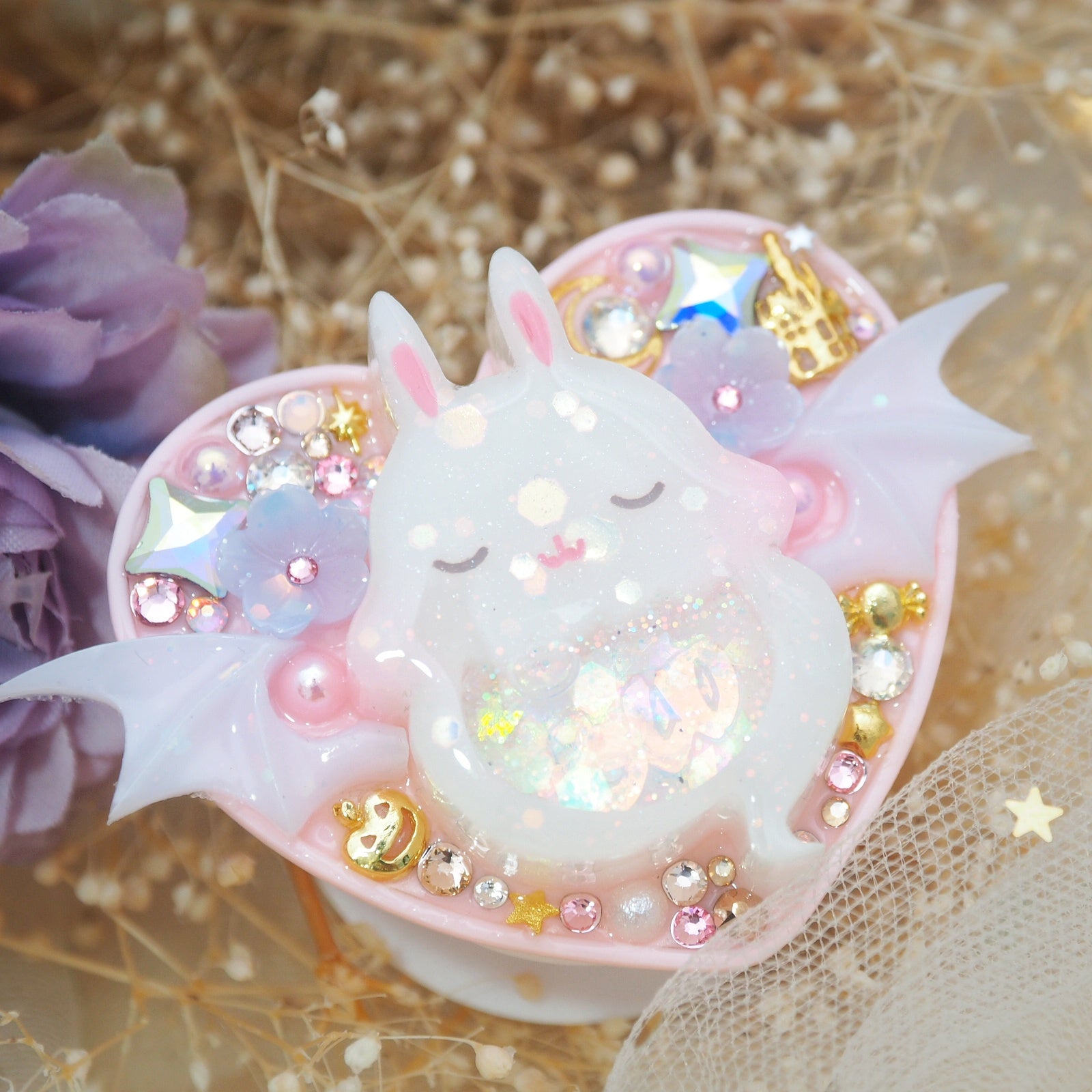 Ghostie Bun Heart Grip (Candy Floss)