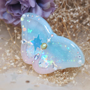 Evening Sky Moth Shaker Barette